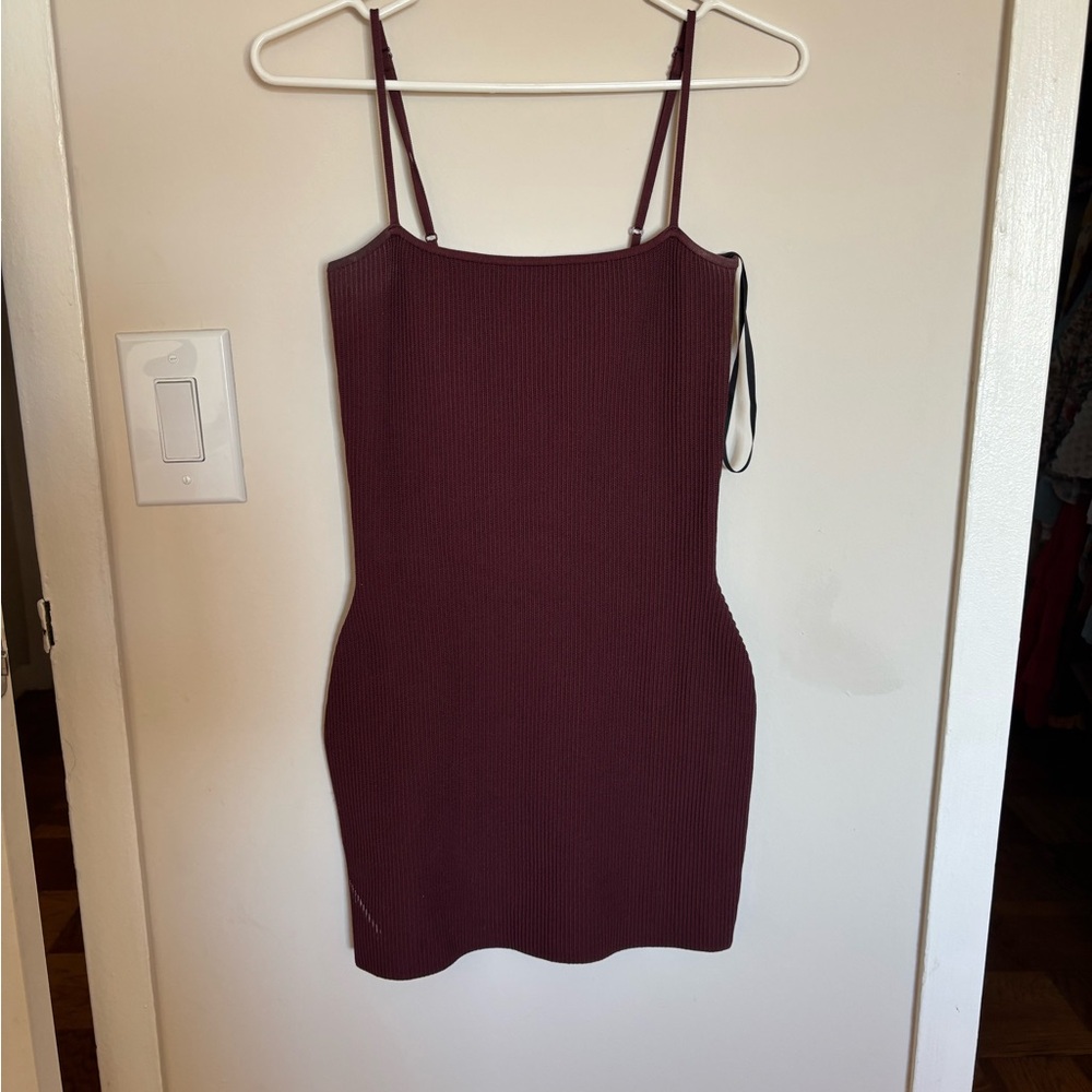 Aritzia Babaton Burgundy Sculpt Knit Dress